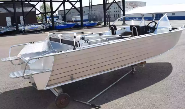 Алюминиевый катер WYATBOAT-550 DCM в Тольятти