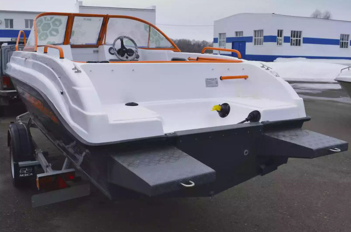 Комбинированный катер Neman-500 Open в Тольятти