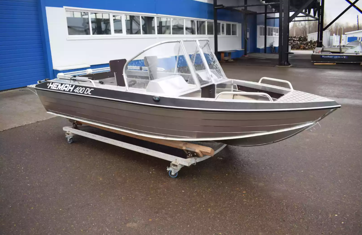 Алюминиевый катер Neman-400 DC в Тольятти