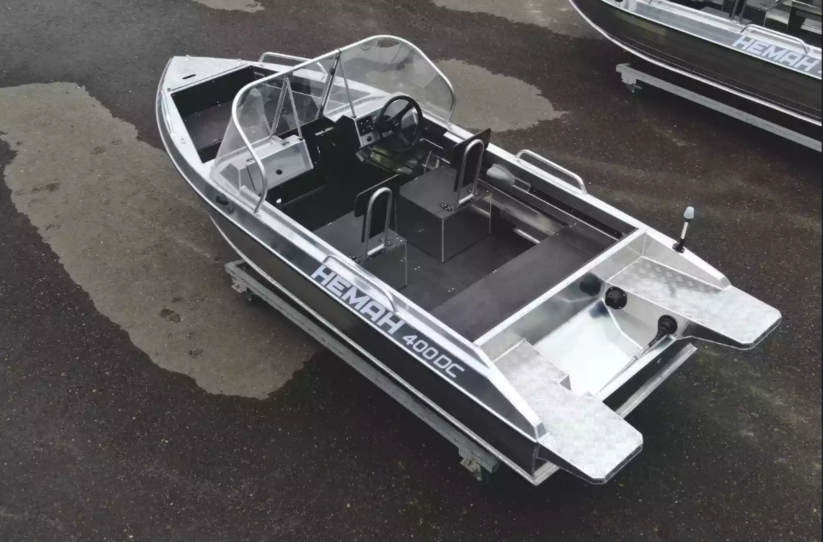 Алюминиевый катер Neman-400 DC в Тольятти