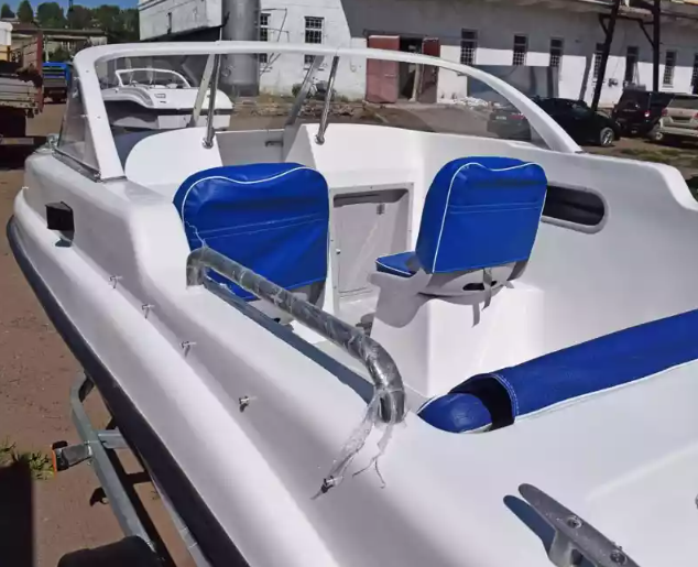 Стеклопластиковый катер Neman-450 Open в Тольятти