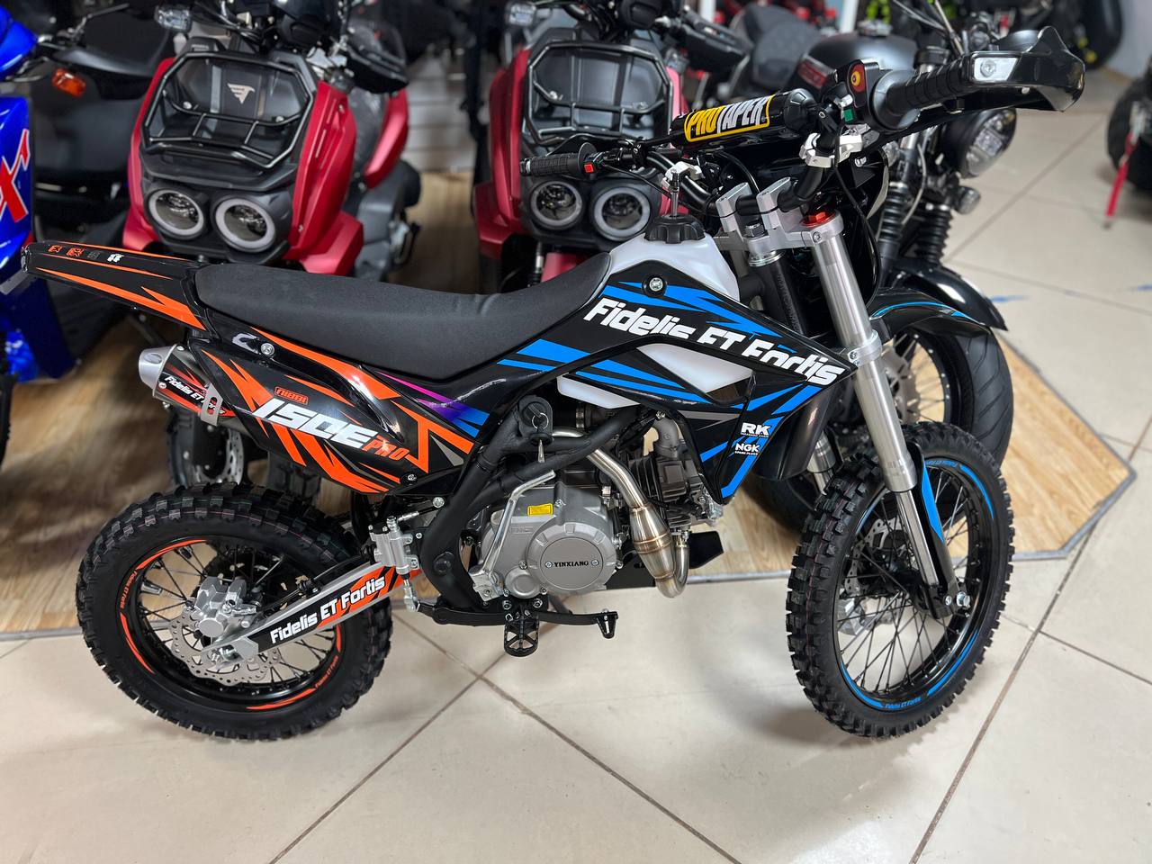 Мотоцикл (питбайк) PROMAX FIDET (ФАЙДЕТ) 190E PRO 17/14 в Тольятти