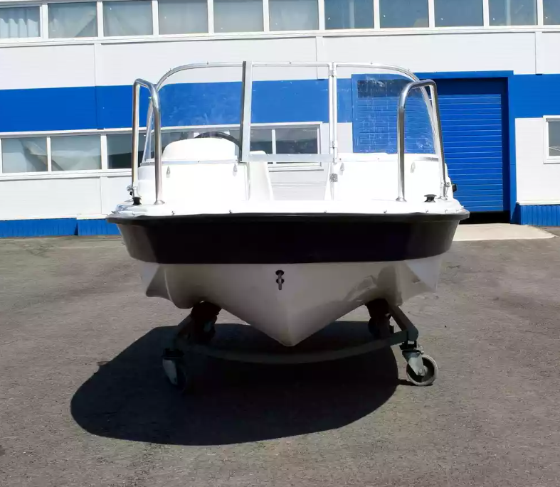 Стеклопластиковый катер Wyatboat-430 DC (тримаран) в Тольятти