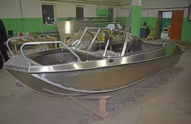 Алюминиевый катер Неман-500 DC (без покраски) в Тольятти