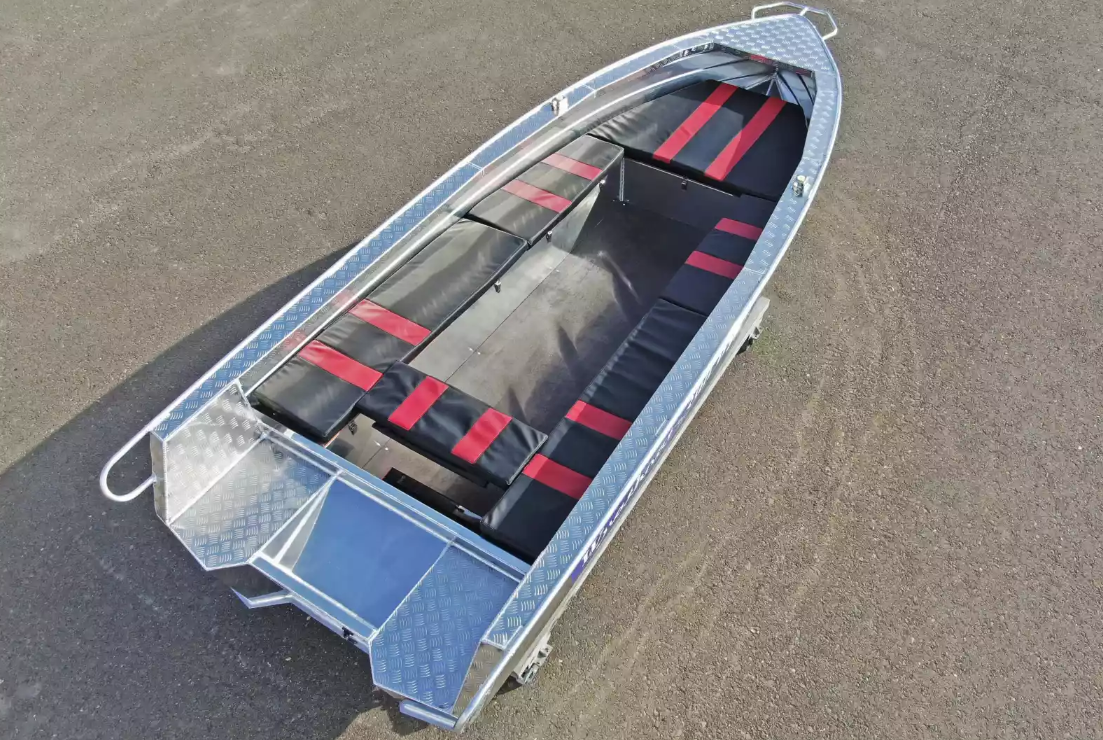 Алюминиевая лодка Wyatboat-390РМ увеличенный борт в Тольятти