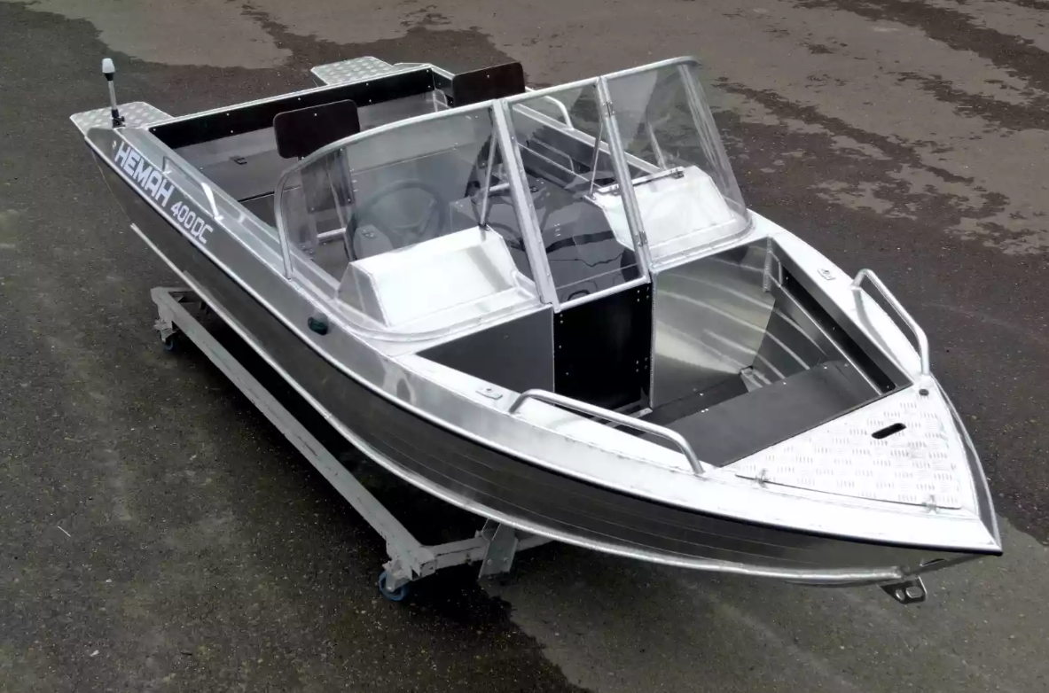 Алюминиевый катер Neman-400 DC в Тольятти