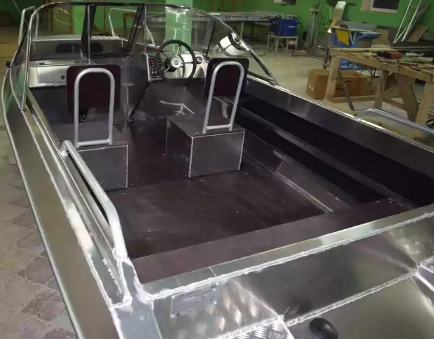 Алюминиевый катер Неман-500 DC (без покраски) в Тольятти