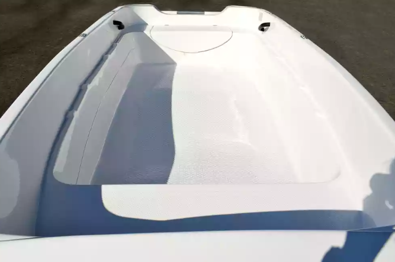 Стеклопластиковая лодка Пингвин (тримаран) в Тольятти