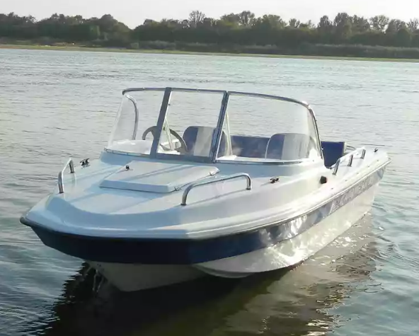 Стеклопластиковый катер Wyatboat-430 M (тримаран) в Тольятти