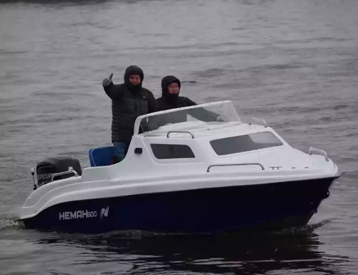 Комбинированный катер Neman-500 с каютой в Тольятти