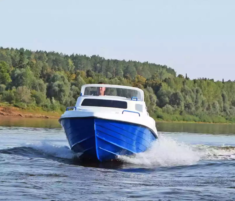 Комбинированный катер Neman-500 с каютой в Тольятти