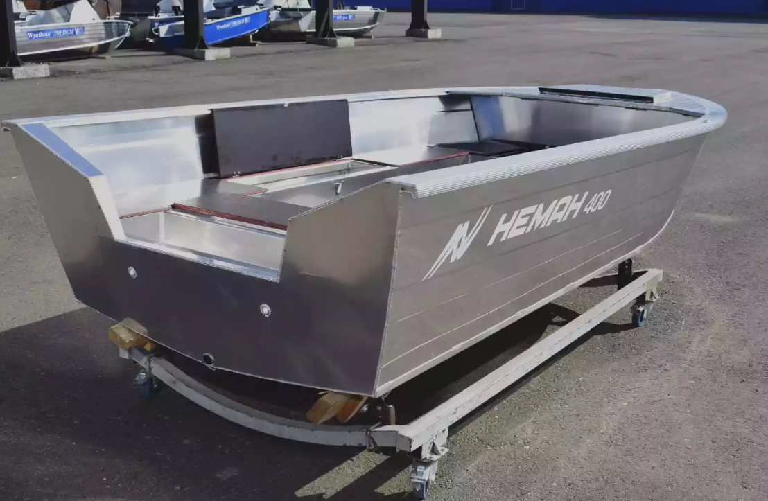 Алюминиевая лодка Неман-400 Р PRO в Тольятти