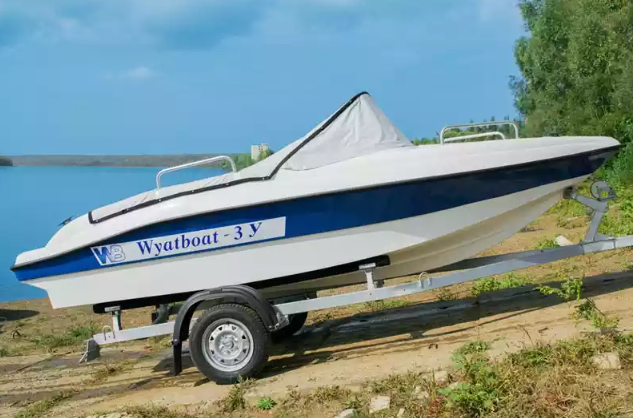 Стеклопластиковый катер Wyatboat-3 У в Тольятти