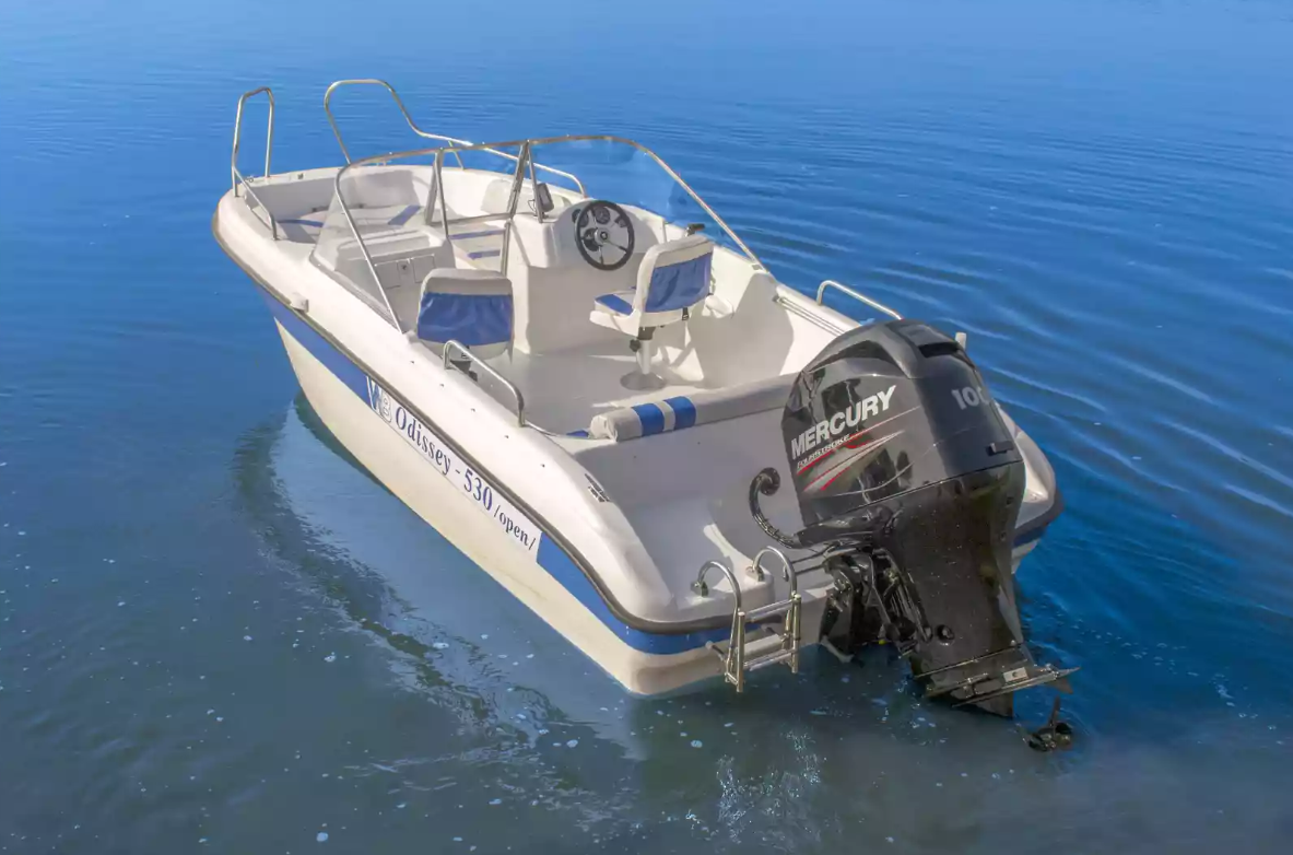 Стеклопластиковый катер Neman-530 Open в Тольятти