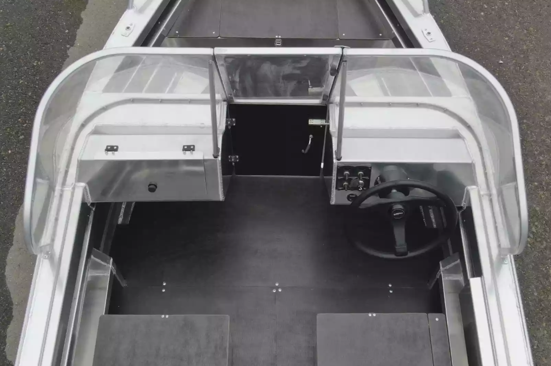 Алюминиевая лодка  Neman-400 DC в Тольятти