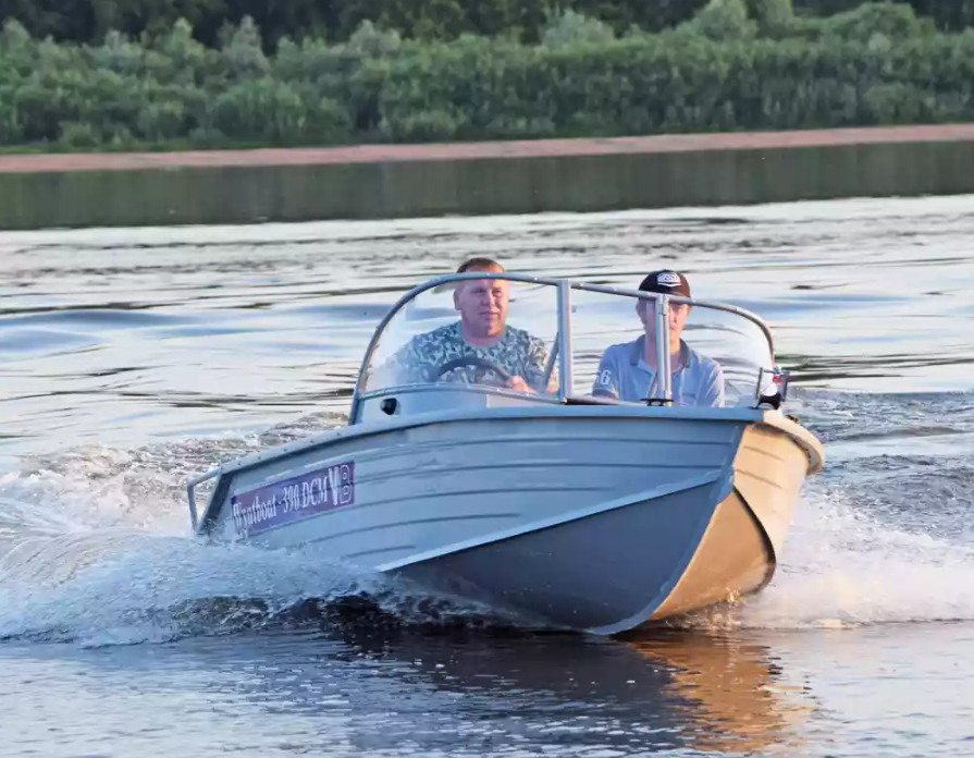 Алюминиевая лодка Wyatboat-390 DCM в Тольятти