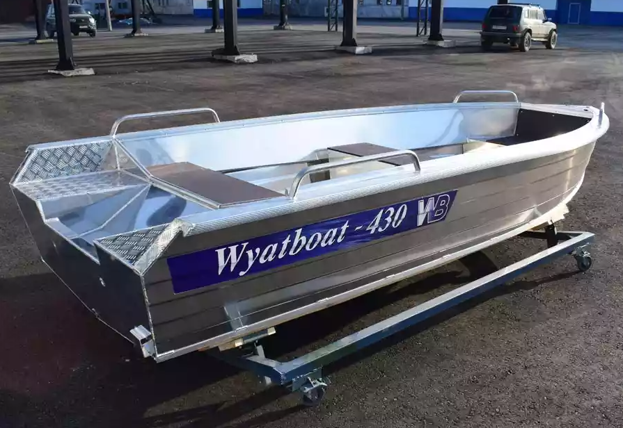 Алюминиевая лодка  Wyatboat-430 Р в Тольятти