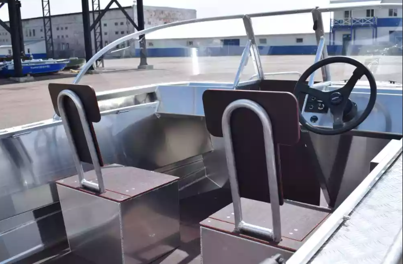 Алюминиевый катер WYATBOAT-550 DCM в Тольятти