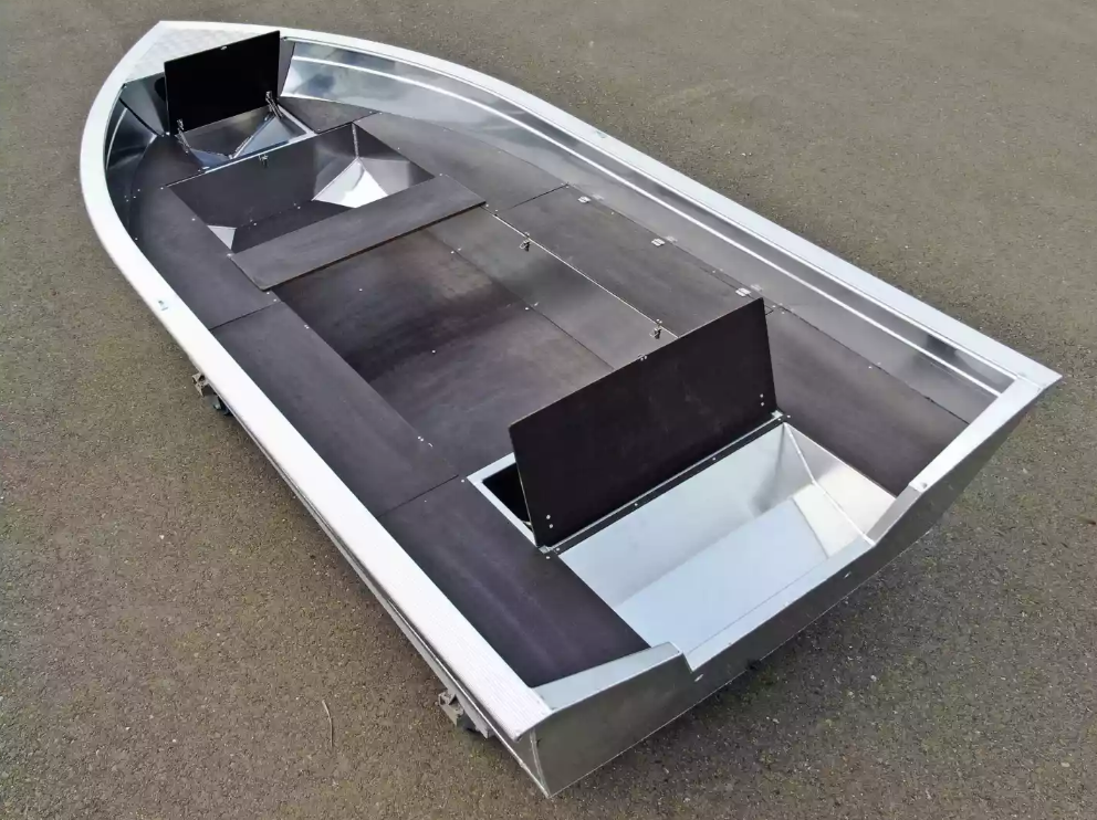 Алюминиевая лодка  Неман-420 в Тольятти