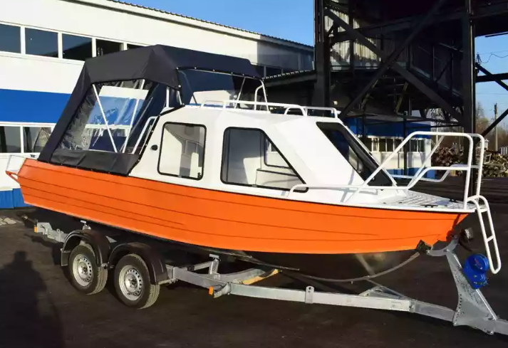 Алюминиевый катер Неман-500 (каютный) в Тольятти