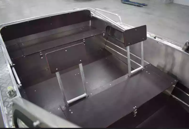 Алюминиевый катер Wyatboat-460 DCM Pro в Тольятти