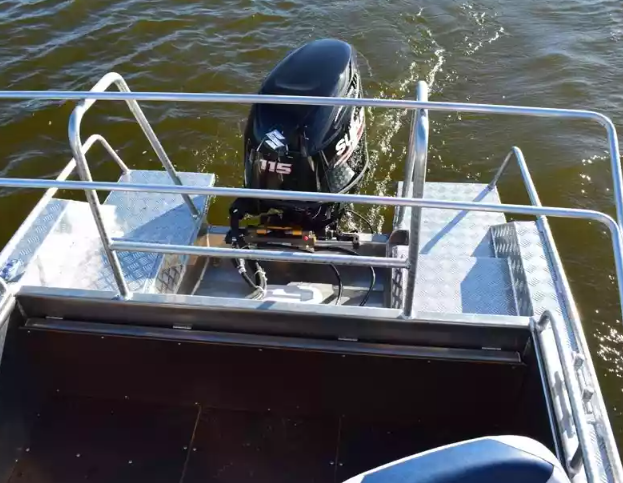 Алюминиевый катер Неман 550 с каютой в Тольятти