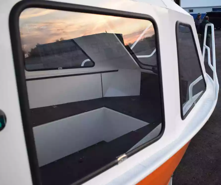 Алюминиевый катер Неман-500 (каютный) в Тольятти