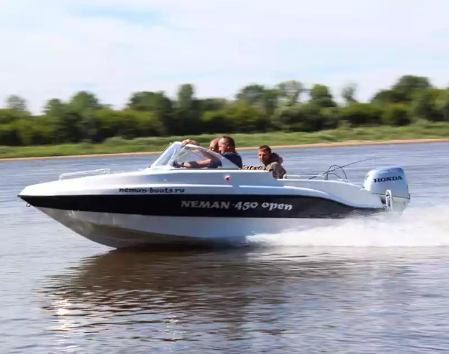 Стеклопластиковый катер Neman-450 Open в Тольятти