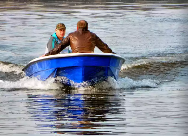 Стеклопластиковая лодка Wyatboat 430 тримаран в Тольятти