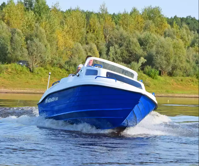 Комбинированный катер Neman-500 с каютой в Тольятти