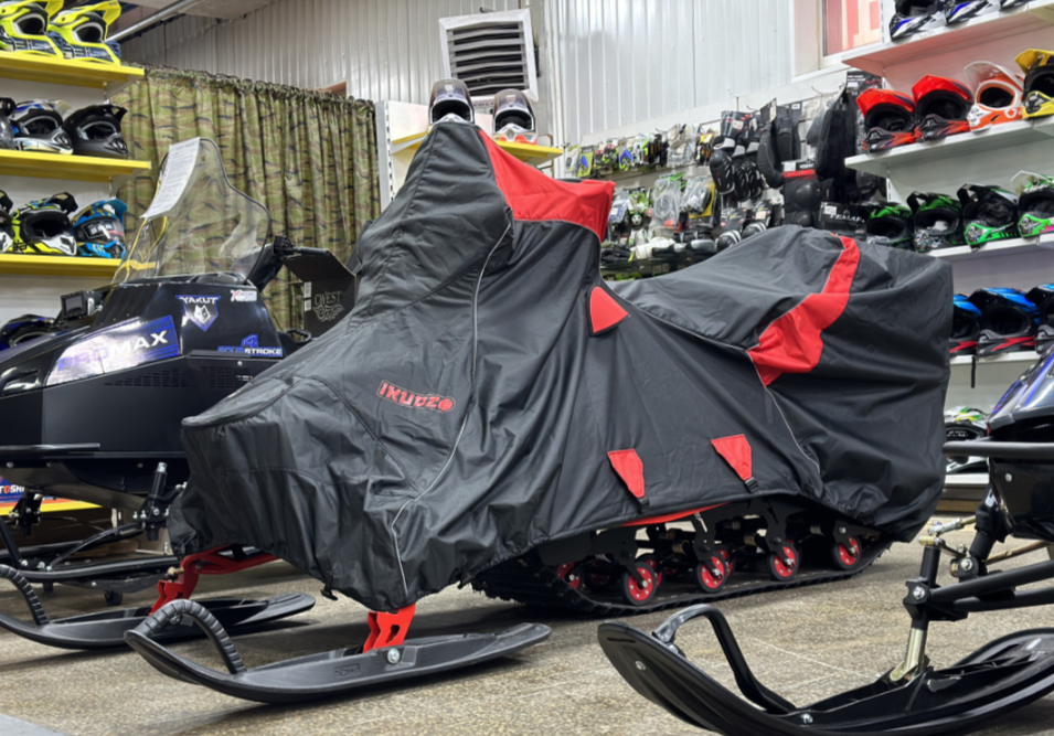 Чехол транспорт. снегохода IKUDZO HUNTER черно-красный Оксфорд ПРЕМИУМ качества с лого IKUDZO в Тольятти