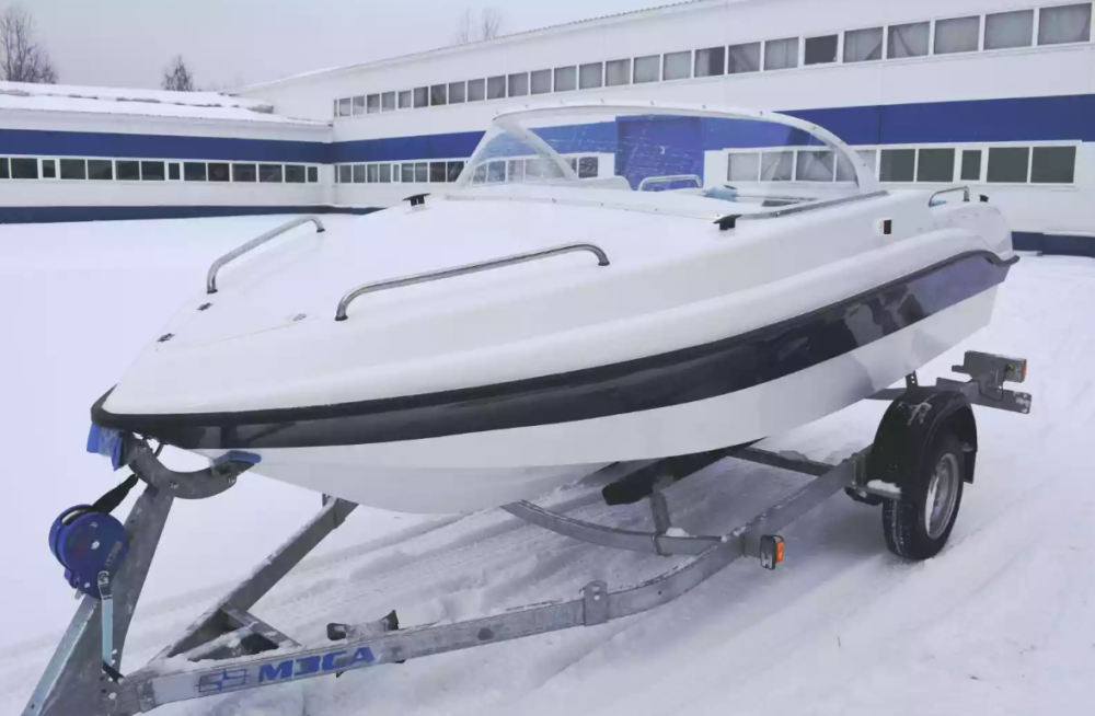 Стеклопластиковый катер Neman-450 в Тольятти