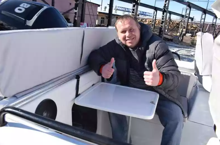 Комбинированный катер Neman-500 с каютой в Тольятти