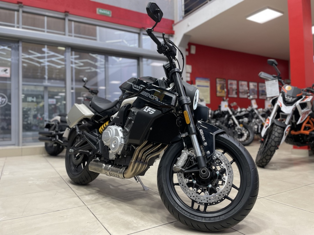 Мотоцикл Benda LFS 700 в Тольятти