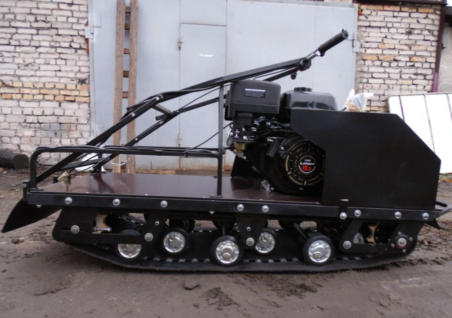 Мотобуксировщик AhtaR Зима 15 л/с с вариатором в Тольятти