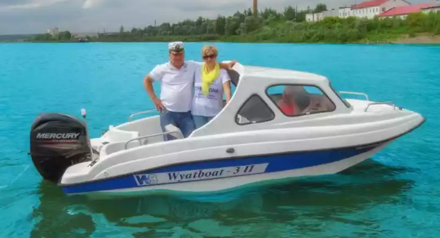 Стеклопластиковый катер Wyatboat-3 П (полурубка) в Тольятти