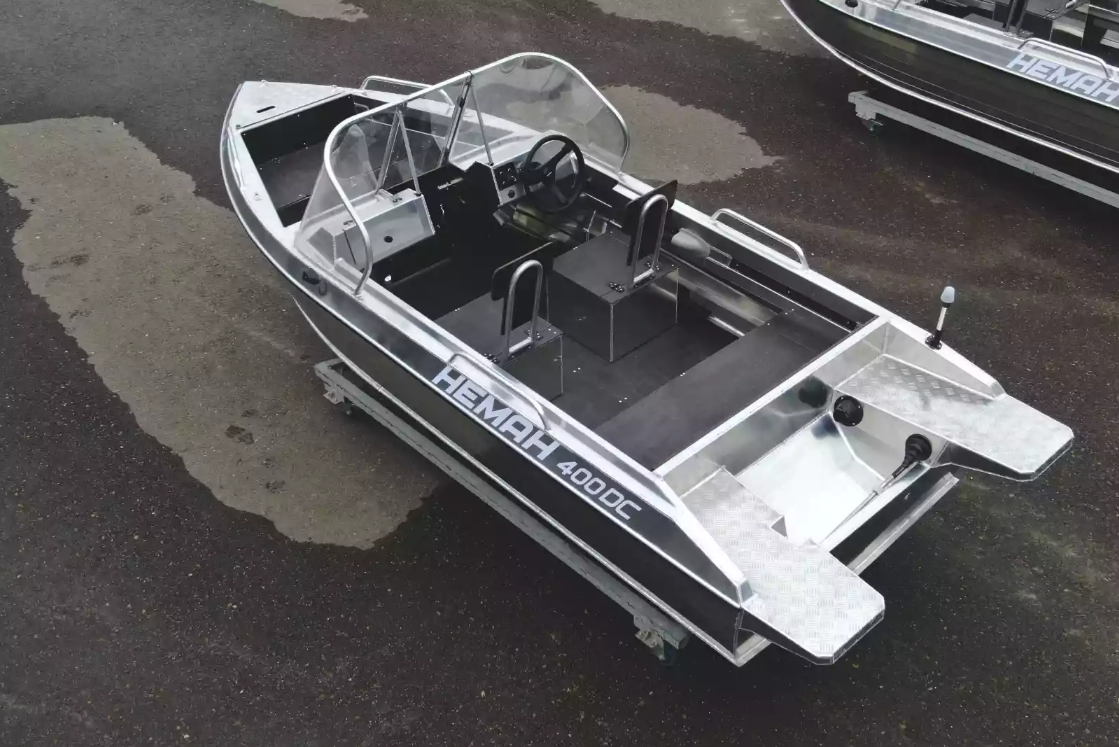 Алюминиевая лодка  Neman-400 DC в Тольятти