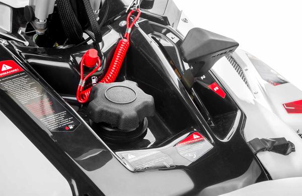 Снегоход STELS SA800R (L LUX WT) ВИТЯЗЬ 2.0 К01 Tech в Тольятти