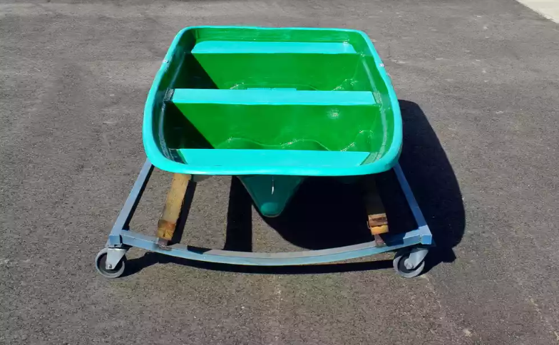 Стеклопластиковая лодка Старт (тримаран) в Тольятти