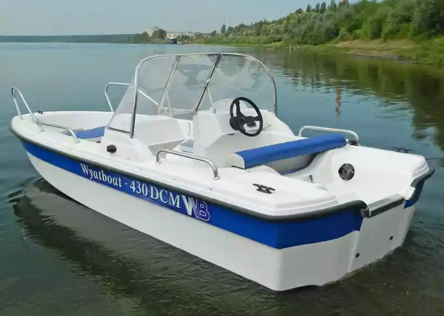Стеклопластиковый катер Wyatboat-430 DCM (тримаран) в Тольятти