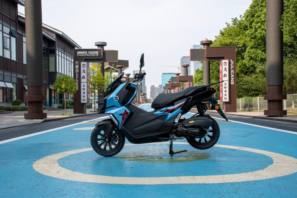 Скутер PROMAX BMW C250X в Тольятти