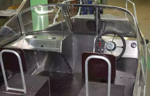 Алюминиевый катер Неман-500 DC (без покраски) в Тольятти