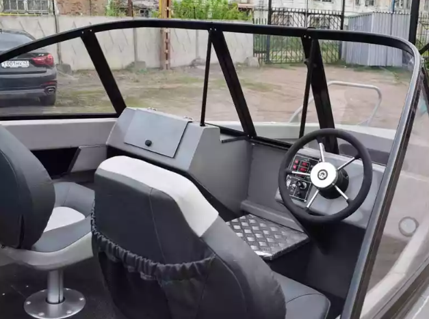Алюминиевый катер Неман 550 DC в Тольятти