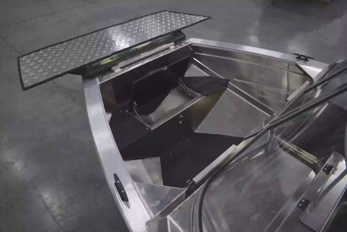 Алюминиевый катер Неман-450 DC NEW без покраски в Тольятти