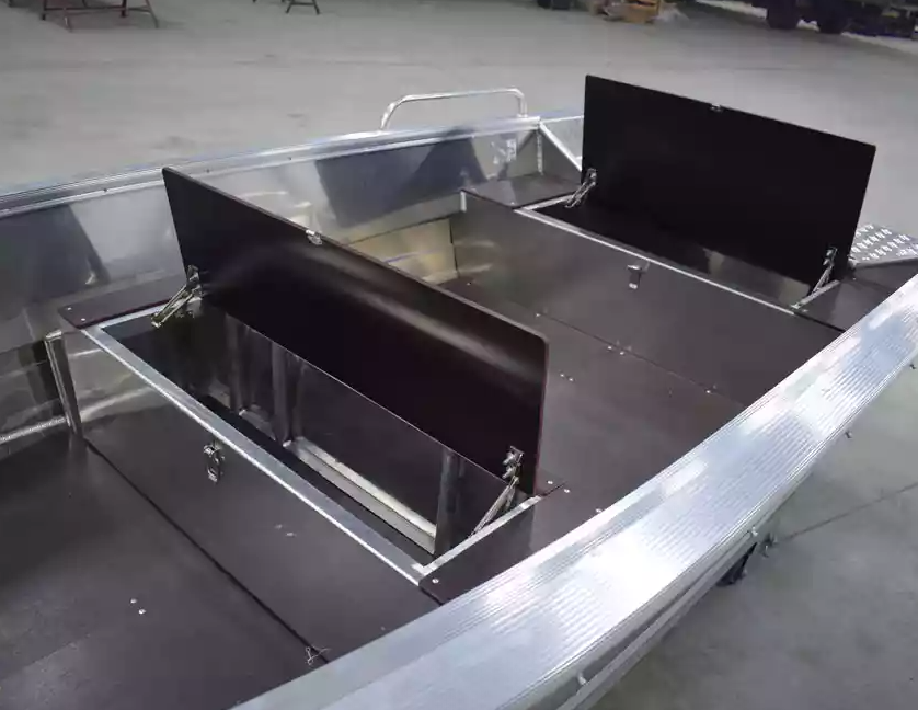 Алюминиевая лодка  Wyatboat-430 Р в Тольятти