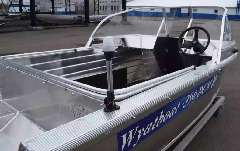 Алюминиевый катер Wyatboat-390 DCM Увеличенный борт в Тольятти