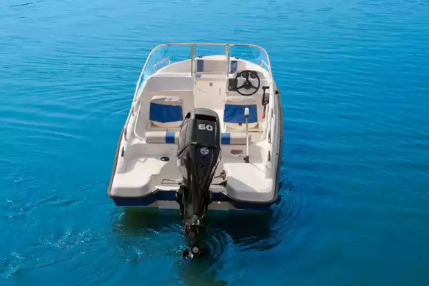 Стеклопластиковый катер Wyatboat-3 DC Open в Тольятти