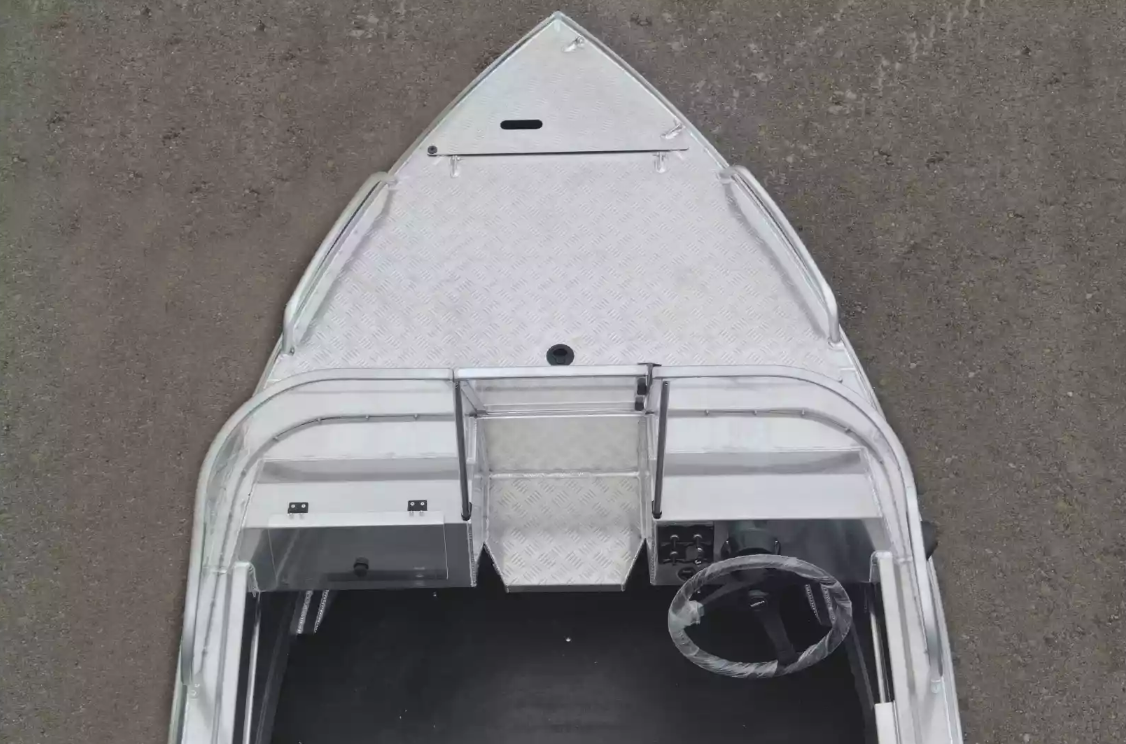 Алюминиевая лодка  Neman-400 PRO в Тольятти