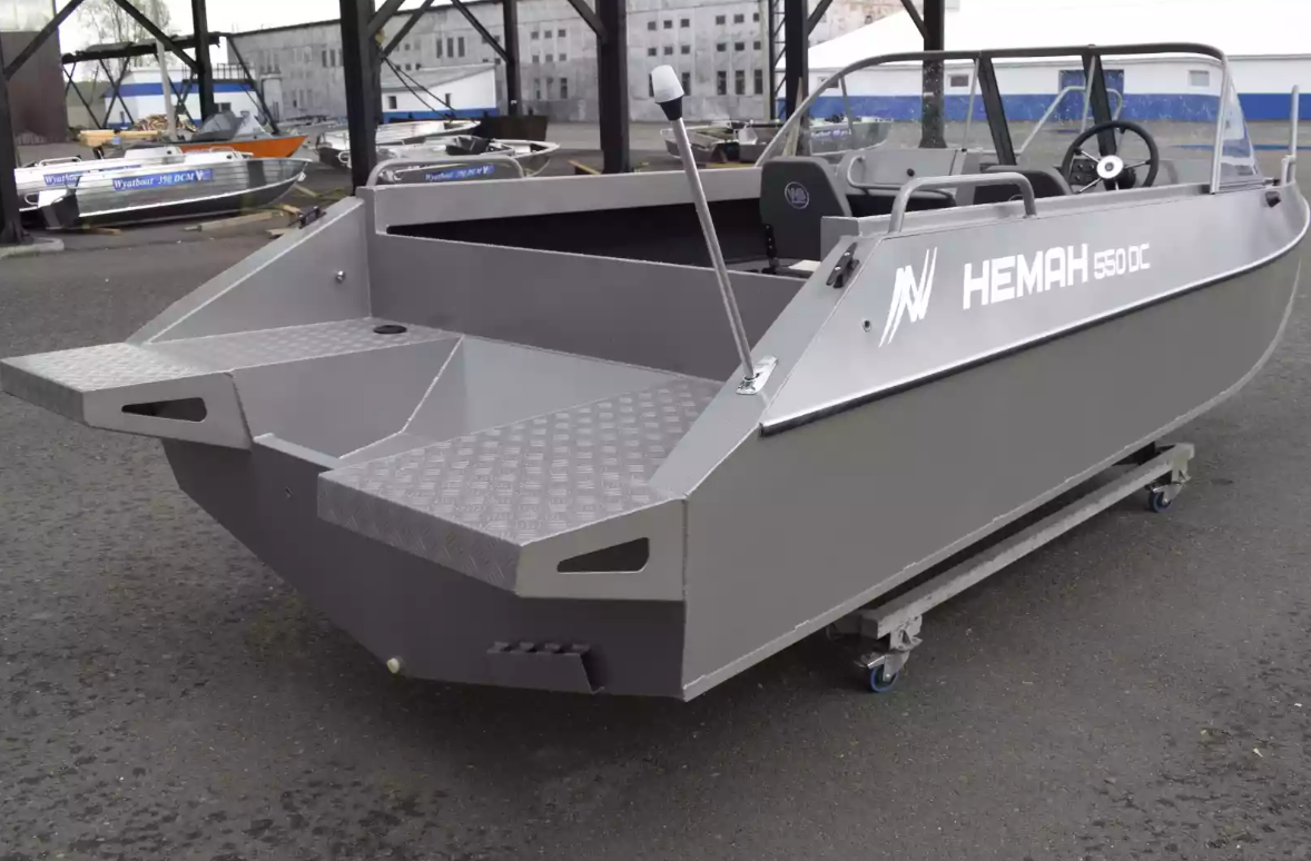 Алюминиевый катер Неман 550 DC в Тольятти