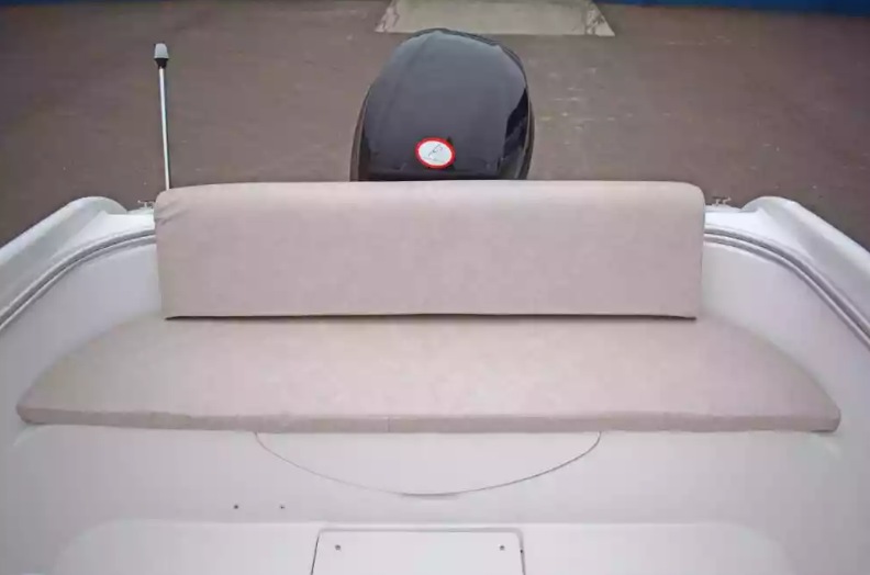 Стеклопластиковый катер Neman-530 с каютой в Тольятти